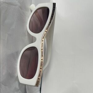 White Sunglasses with Gold Logo Accent and Tinted Lenses cc like